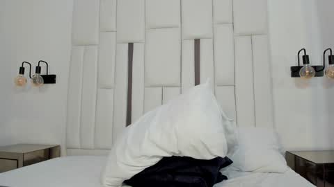 Snapshot of martina_xblack chatting on January 20, 2025, 12:25 am Martina Black online show from January 20, 2025, 12:25 am