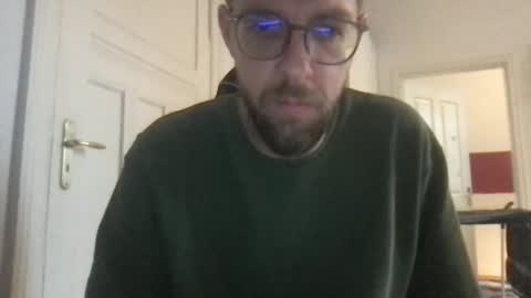 Snapshot of martinmagic467659 chatting on February 10, 2026, 8:51 am martinmagic467659 online show from February 10, 2026, 8:51 am