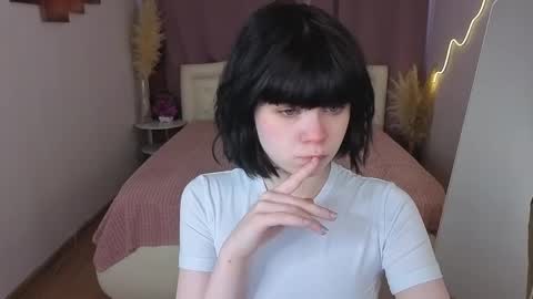 Snapshot of mary_backerr chatting on June 7, 2026, 1:15 pm Mary online show from June 7, 2026, 1:15 pm