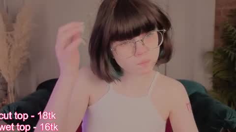 Snapshot of mary_backerr chatting on June 17, 2026, 1:23 pm Mary online show from June 17, 2026, 1:23 pm
