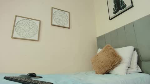 mary_cute9 online show from February 6, 2026, 11:57 am