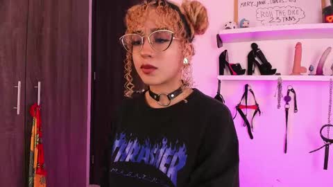 Mary Jane  online show from February 11, 2025, 11:01 pm