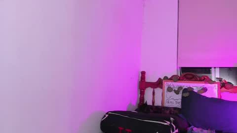 Mary Jane  online show from April 6, 2026, 11:38 pm