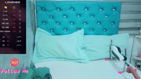  Mary Moon  online show from March 18, 2026, 10:40 am