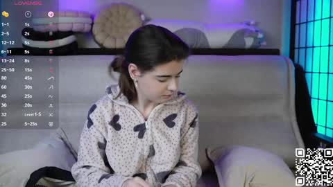 Snapshot of mary_shake chatting on May 29, 2026, 2:20 am Mary online show from May 29, 2026, 2:20 am