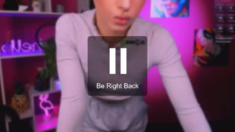mary skiny online show from May 1, 2026, 9:08 pm