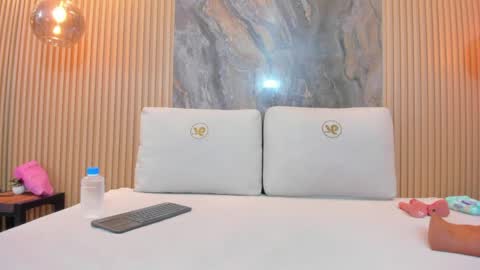 Snapshot of mary_spencer chatting on May 29, 2026, 11:08 am MARY online show from May 29, 2026, 11:08 am