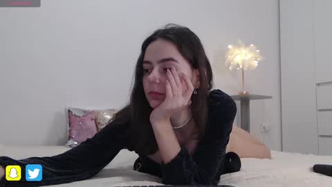 mary_the_queen online show from February 9, 2025, 5:40 am