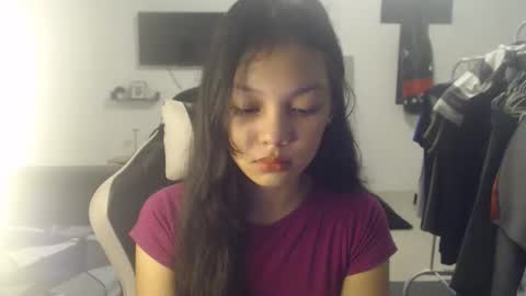 Snapshot of maryan04 chatting on December 1, 2025, 9:25 am Natalia online show from December 1, 2025, 9:25 am