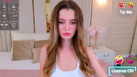 Snapshot of marybeth_snow chatting on July 15, 2026, 5:18 pm Marybeth online show from July 15, 2026, 5:18 pm