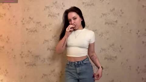 Stephie online show from February 21, 2026, 8:10 pm