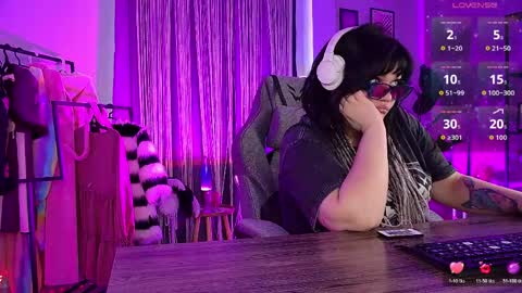 Snapshot of maryharrys chatting on May 26, 2026, 2:40 am Mary online show from May 26, 2026, 2:40 am