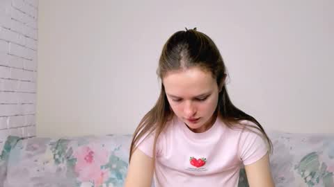 Mari online show from February 5, 2026, 7:46 am