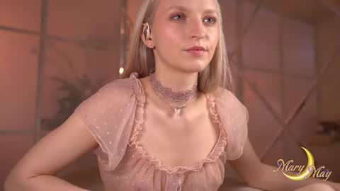 Snapshot of marylunamay chatting on July 3, 2026, 3:46 am Mary online show from July 3, 2026, 3:46 am