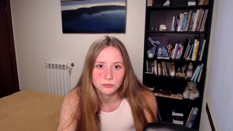 Mary online show from April 9, 2026, 7:19 pm