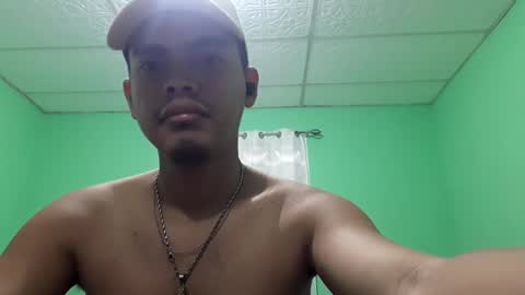 Snapshot of maserati120 chatting on February 16, 2025, 10:43 pm Max online show from February 16, 2025, 10:43 pm