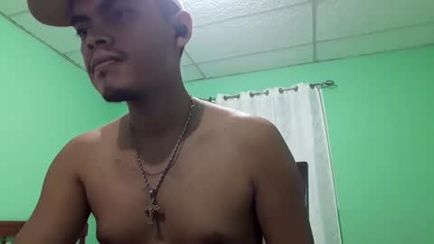 Snapshot of maserati120 chatting on February 21, 2025, 5:13 am Max online show from February 21, 2025, 5:13 am