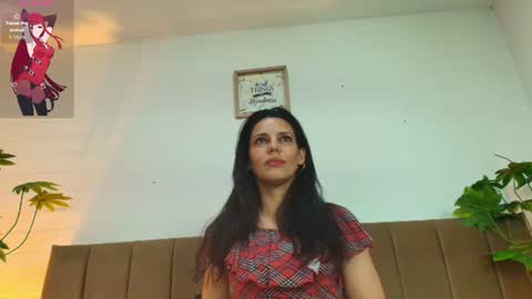 Snapshot of mashapink chatting on June 15, 2026, 1:57 pm MashaPink online show from June 15, 2026, 1:57 pm