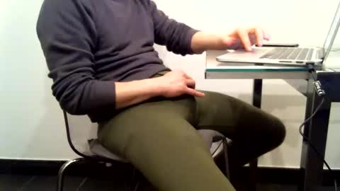 Snapshot of mask07 chatting on February 28, 2025, 8:07 pm Mask07 online show from February 28, 2025, 8:07 pm