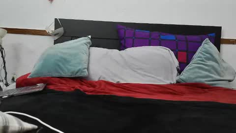 greenhot2 online show from March 1, 2025, 7:04 pm