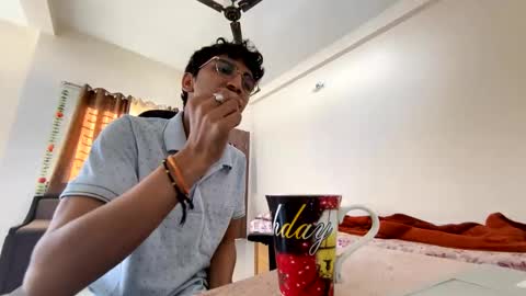 Mask Boy online show from February 23, 2025, 3:13 am