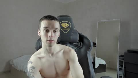 Snapshot of mason_warhol chatting on January 14, 2025, 2:43 pm Mason online show from January 14, 2025, 2:43 pm