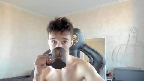 Snapshot of mason_warhol chatting on September 29, 2025, 6:51 am Mason online show from September 29, 2025, 6:51 am