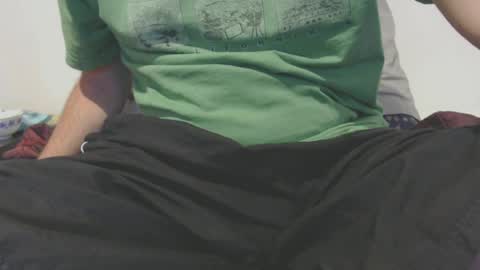 Snapshot of massagermike chatting on June 24, 2026, 9:19 am massagermike online show from June 24, 2026, 9:19 am