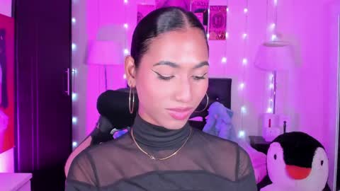 massielhot online show from April 7, 2026, 9:37 pm