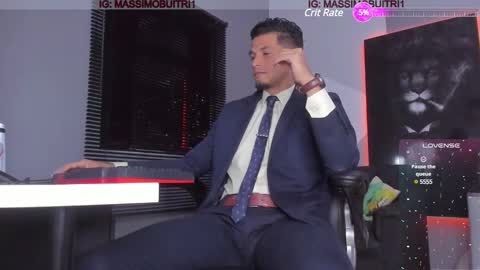 I am Massimo online show from January 25, 2025, 11:43 pm