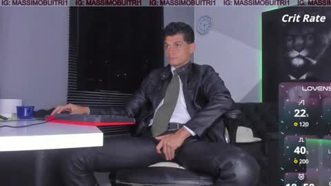 I am Massimo online show from November 7, 2025, 11:16 pm