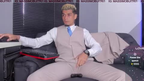 I am Massimo online show from January 19, 2026, 1:37 pm