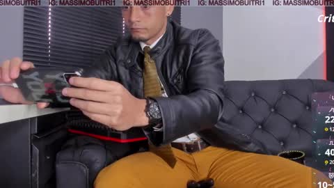 I am Massimo online show from February 2, 2026, 12:37 pm