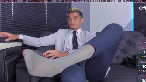 I am Massimo online show from February 3, 2026, 12:32 pm