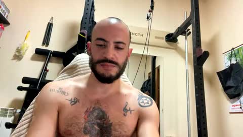 massivemax89 online show from February 1, 2025, 2:02 pm