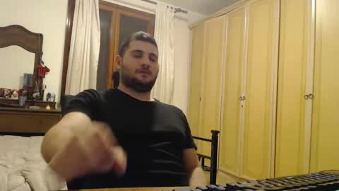 Snapshot of massu1994 chatting on January 25, 2025, 12:27 am Massu94 online show from January 25, 2025, 12:27 am