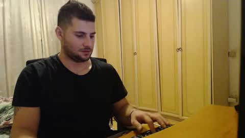 Snapshot of massu1994 chatting on November 9, 2025, 2:10 am Massu94 online show from November 9, 2025, 2:10 am