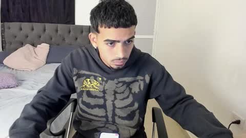 Snapshot of master_nea chatting on January 8, 2026, 6:37 am master_nea online show from January 8, 2026, 6:37 am