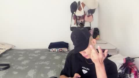 Snapshot of master_nea chatting on January 8, 2026, 6:43 pm master_nea online show from January 8, 2026, 6:43 pm