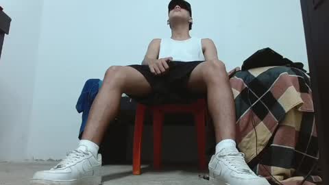 Snapshot of master_pig_ chatting on April 23, 2026, 10:25 am MASTER ALPHA online show from April 23, 2026, 10:25 am