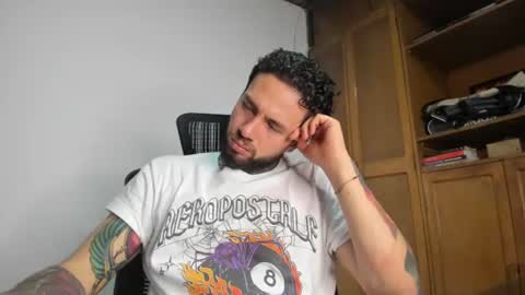 Snapshot of master_steven_01 chatting on June 18, 2026, 11:20 pm steven online show from June 18, 2026, 11:20 pm
