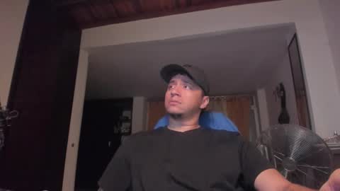 Juan Independent Model online show from March 18, 2026, 2:26 am