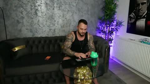 masterkingmuscle online show from April 2, 2026, 8:50 pm