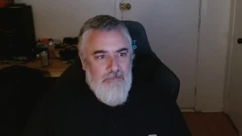 Snapshot of mastermcgirt chatting on May 30, 2026, 6:49 pm Dave online show from May 30, 2026, 6:49 pm