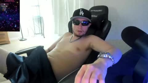 Snapshot of mastermusclebro chatting on May 27, 2026, 8:06 pm mastermusclebro online show from May 27, 2026, 8:06 pm