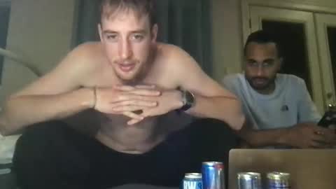 masterrobert134 online show from December 23, 2025, 7:06 am