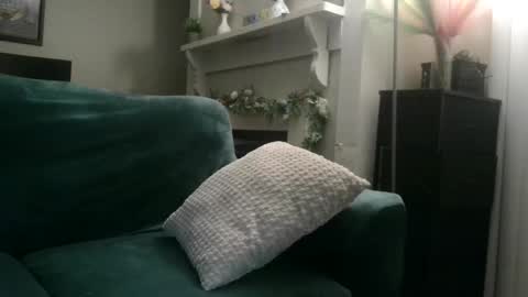 alex online show from March 3, 2026, 9:37 am