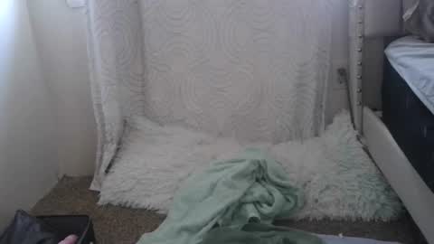 Snapshot of mastersquirter98 chatting on May 7, 2026, 6:02 pm alex online show from May 7, 2026, 6:02 pm