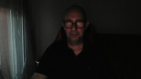 mat11efou online show from June 23, 2026, 4:10 am