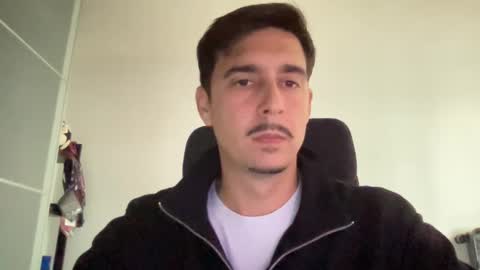 Snapshot of matahavi chatting on February 10, 2025, 3:21 pm Aaron online show from February 10, 2025, 3:21 pm